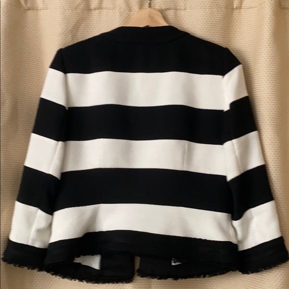 White House Black Market B&W Striped Blazer - Picture 5 of 5
